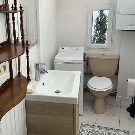 Holiday home Maison De Pecheur Calme A Avec Jardin Clos, Proches Commerces Et Plage, 3 Pers, 3 Etoiles - Fr-1-542-51